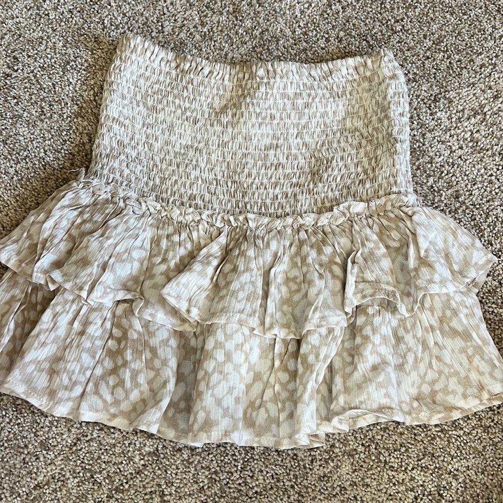 Skylar & Madison boutique skirt beige and cream tiered ruffle worn 1x size S